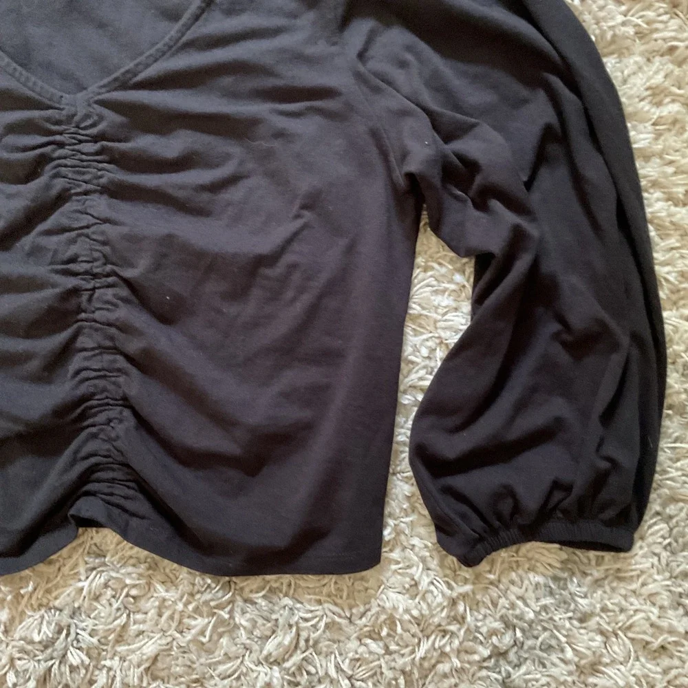 Banana Republic Black Ruched V-Neck Puff Sleeve Knit Top Large